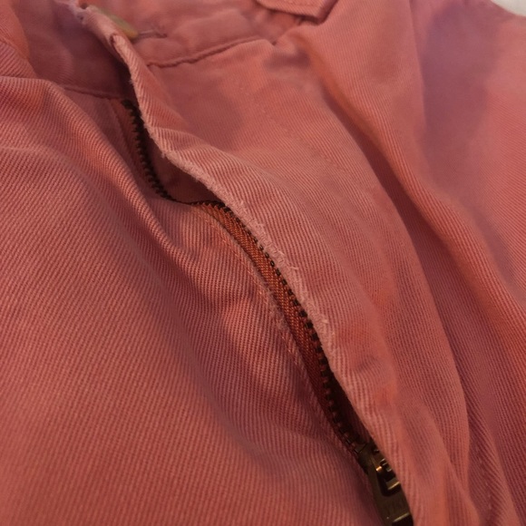 Vineyard Vines Nantucket Red Shorts - Picture 4 of 4